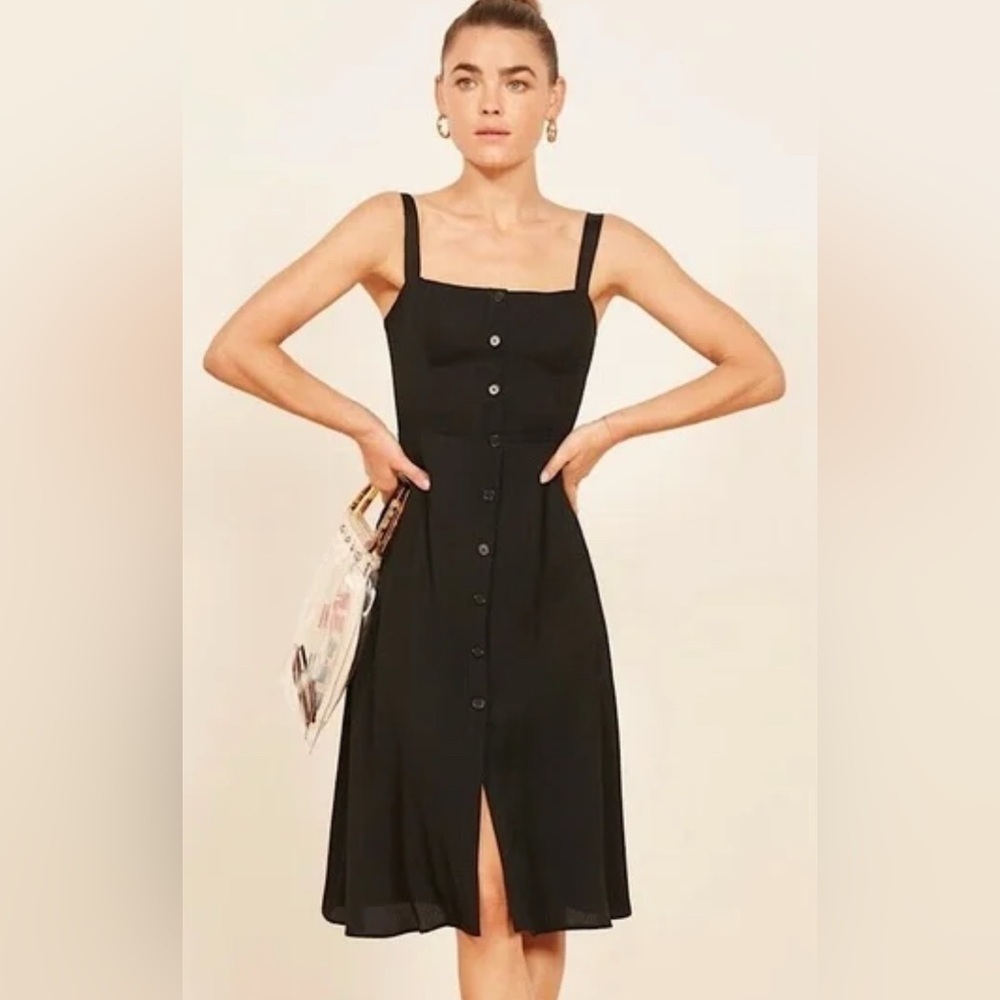 Women's La Miel Sleeveless Black Button Down Dress